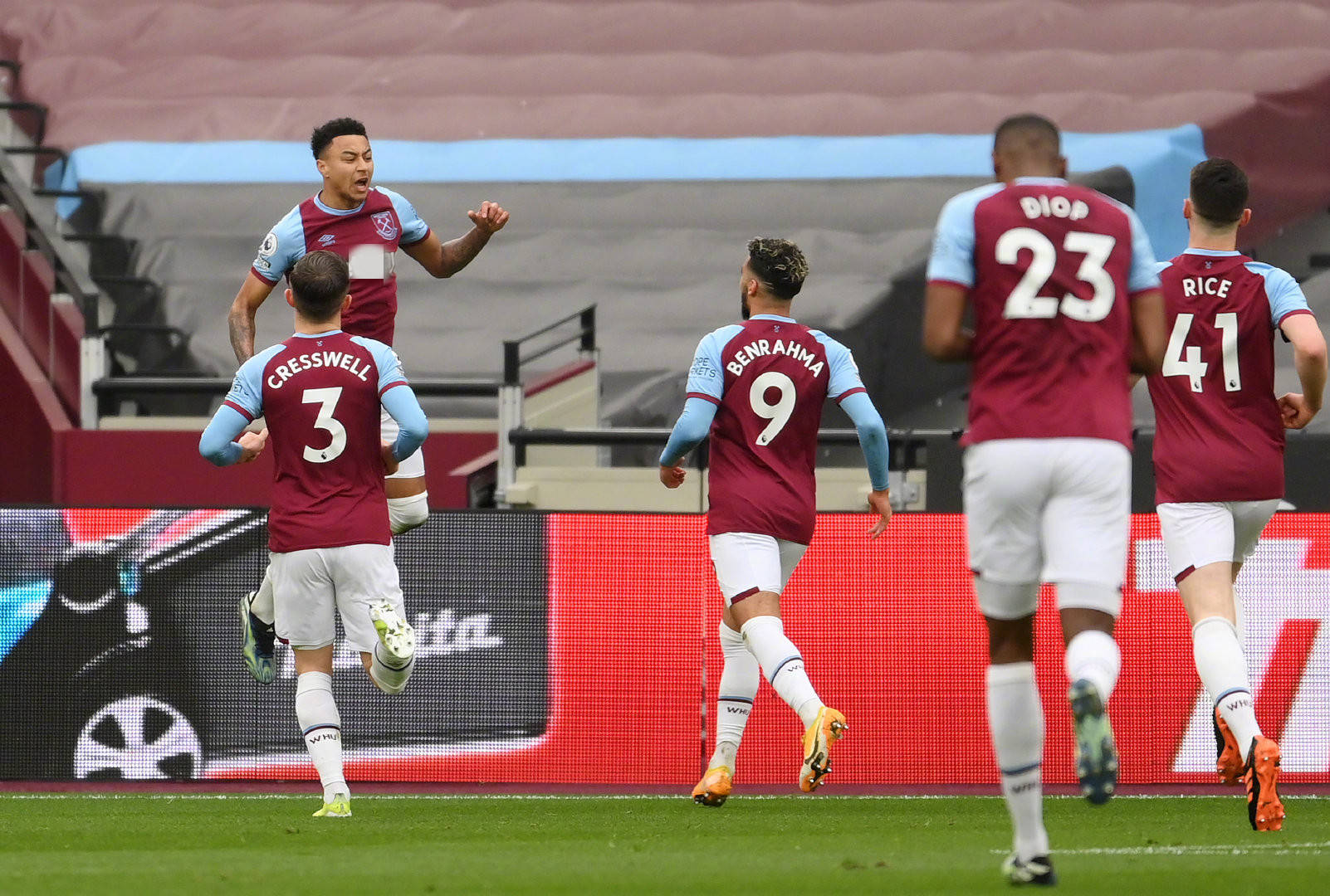 台球上的选 台球上的选